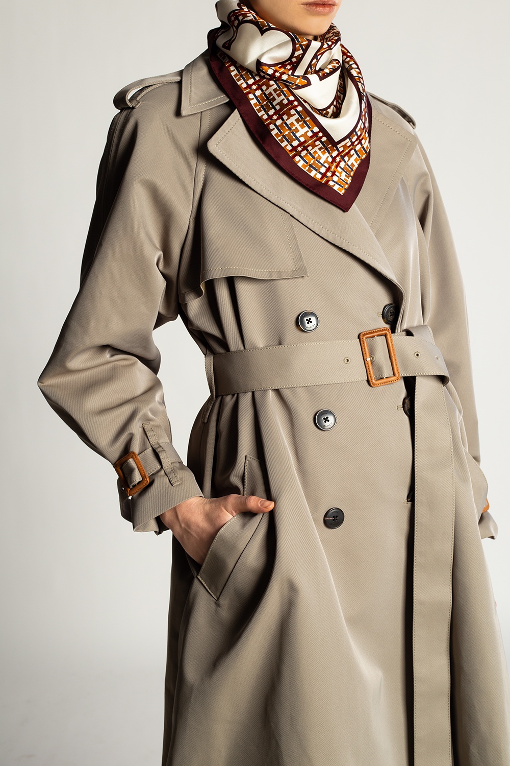 Trench hot sale coat scarf